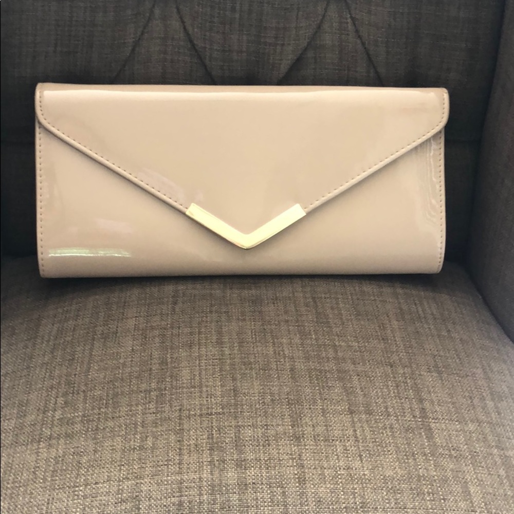 COPY - Aldo nude patent leather clutch